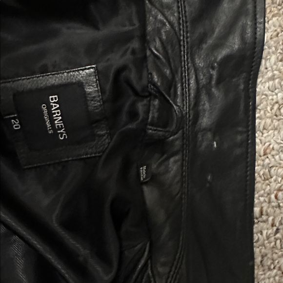 Barney's Leather Jacket - Picture 3 of 6